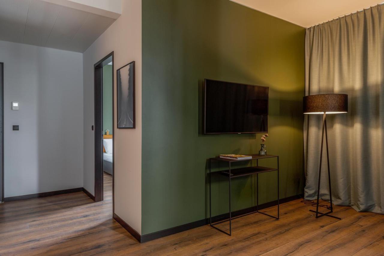 Black F House - Serviced Apartments Friburgo in Brisgovia Esterno foto