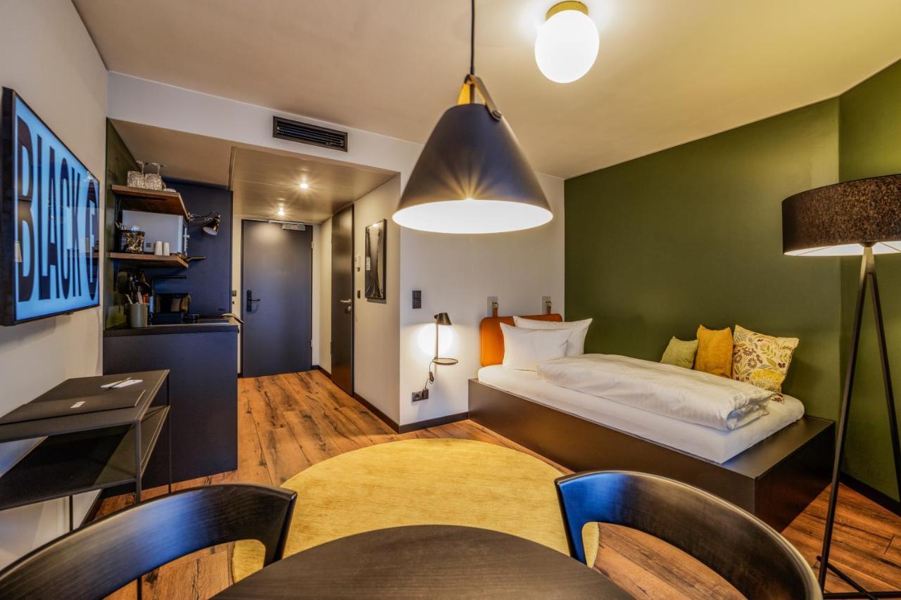 Black F House - Serviced Apartments Friburgo in Brisgovia Esterno foto