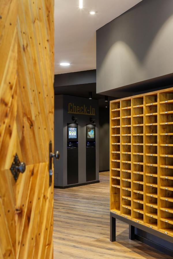 Black F House - Serviced Apartments Friburgo in Brisgovia Esterno foto